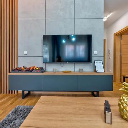 Apartman Lazy Bear Moderan Na Planini *